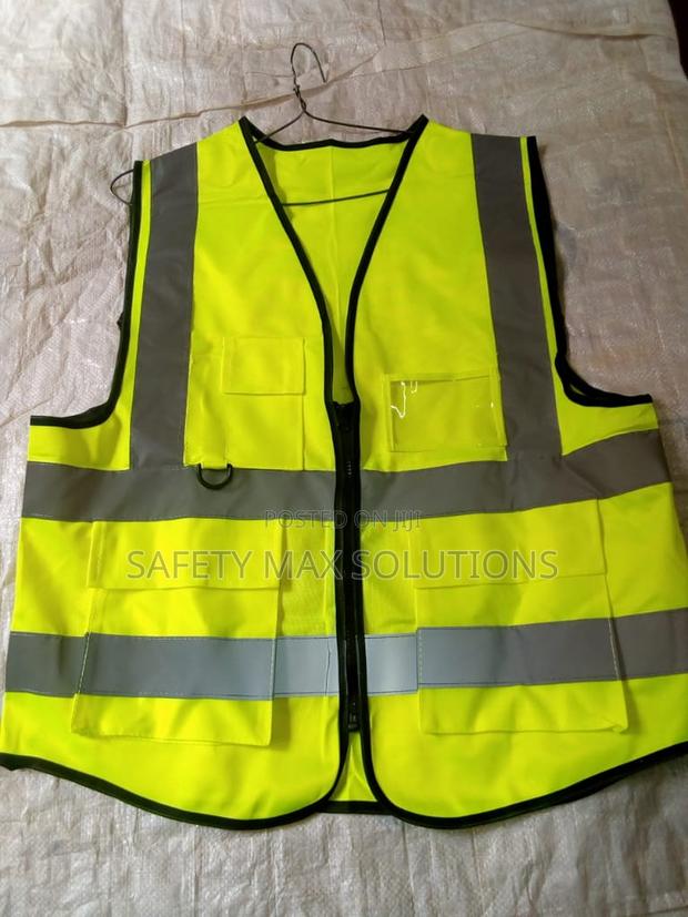 Reflective Jacket/4line Zipped Reflector - thumbnail 3