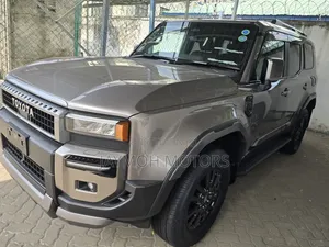 Toyota Land Cruiser Prado 2024 Gold