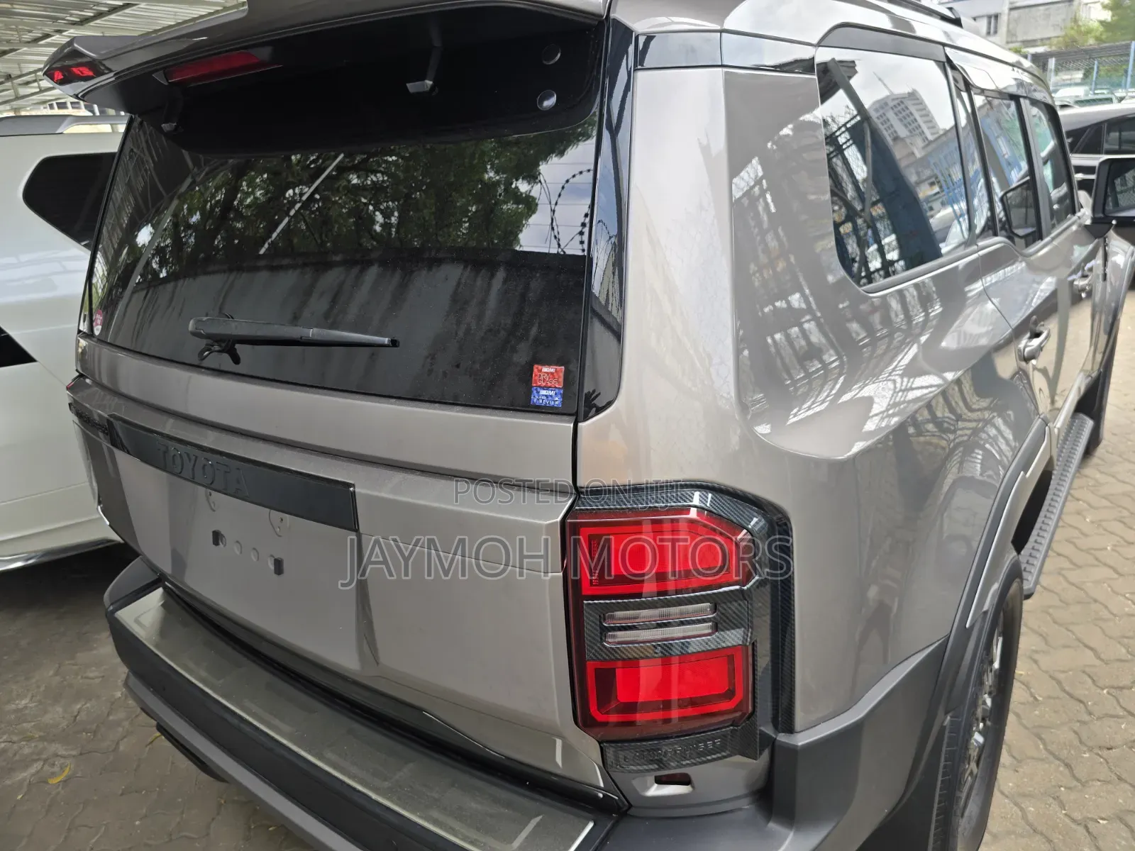 Toyota Land Cruiser Prado 2024 Gold