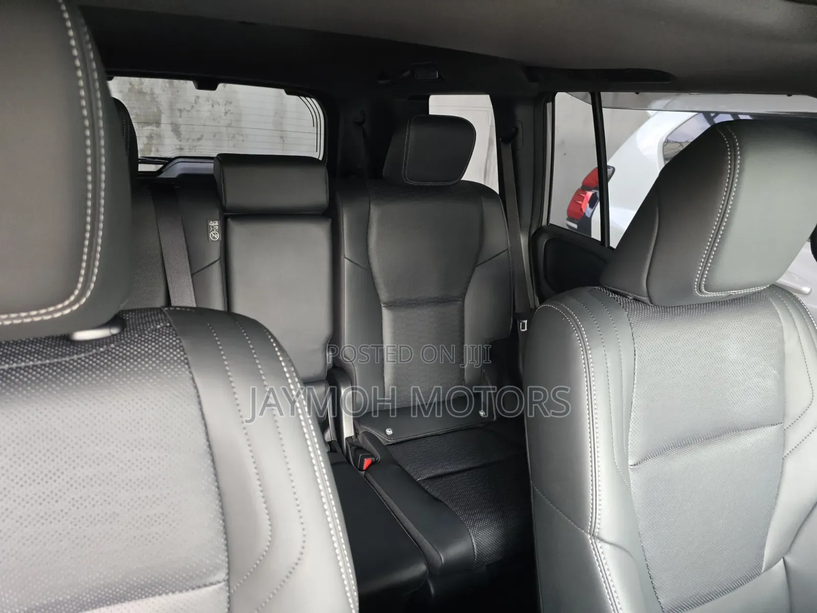 Toyota Land Cruiser Prado 2024 Gold