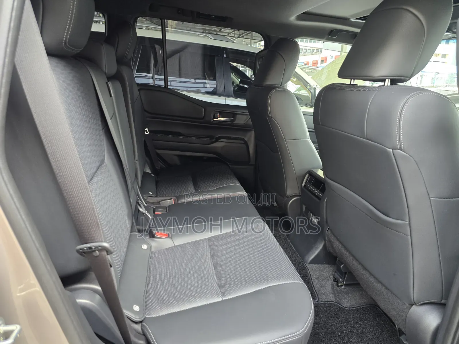 Toyota Land Cruiser Prado 2024 Gold