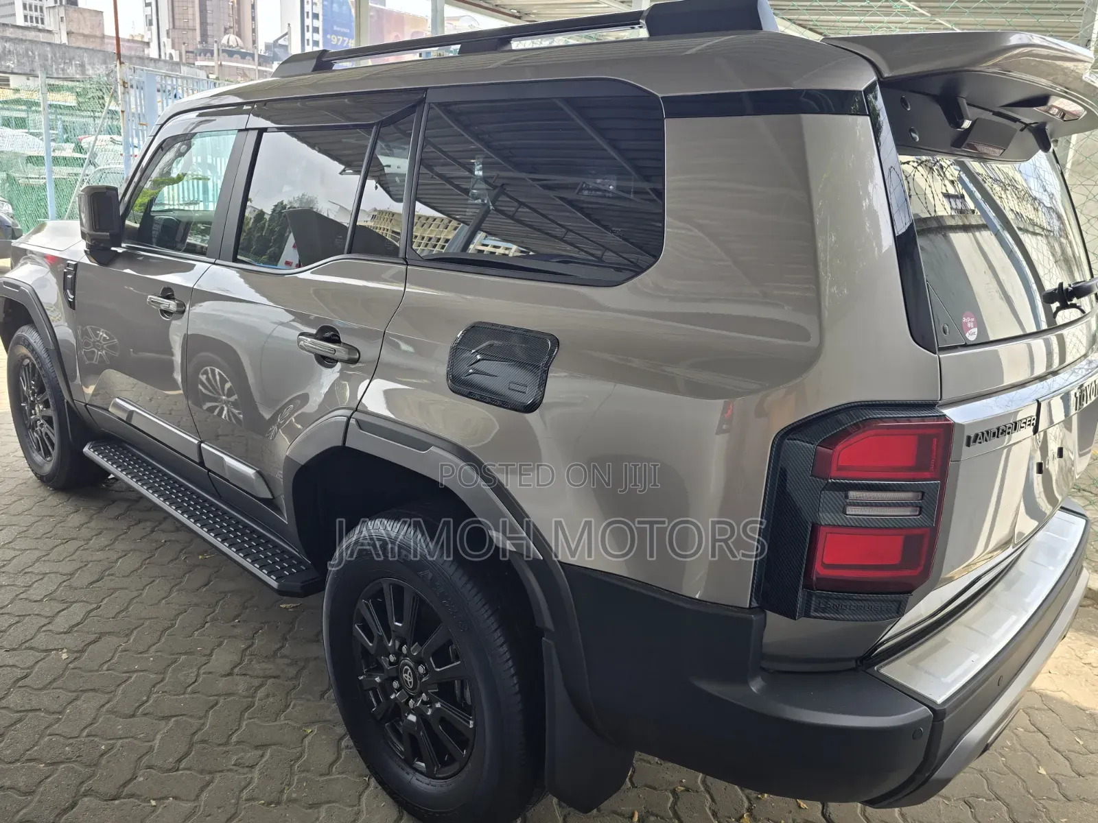 Toyota Land Cruiser Prado 2024 Gold