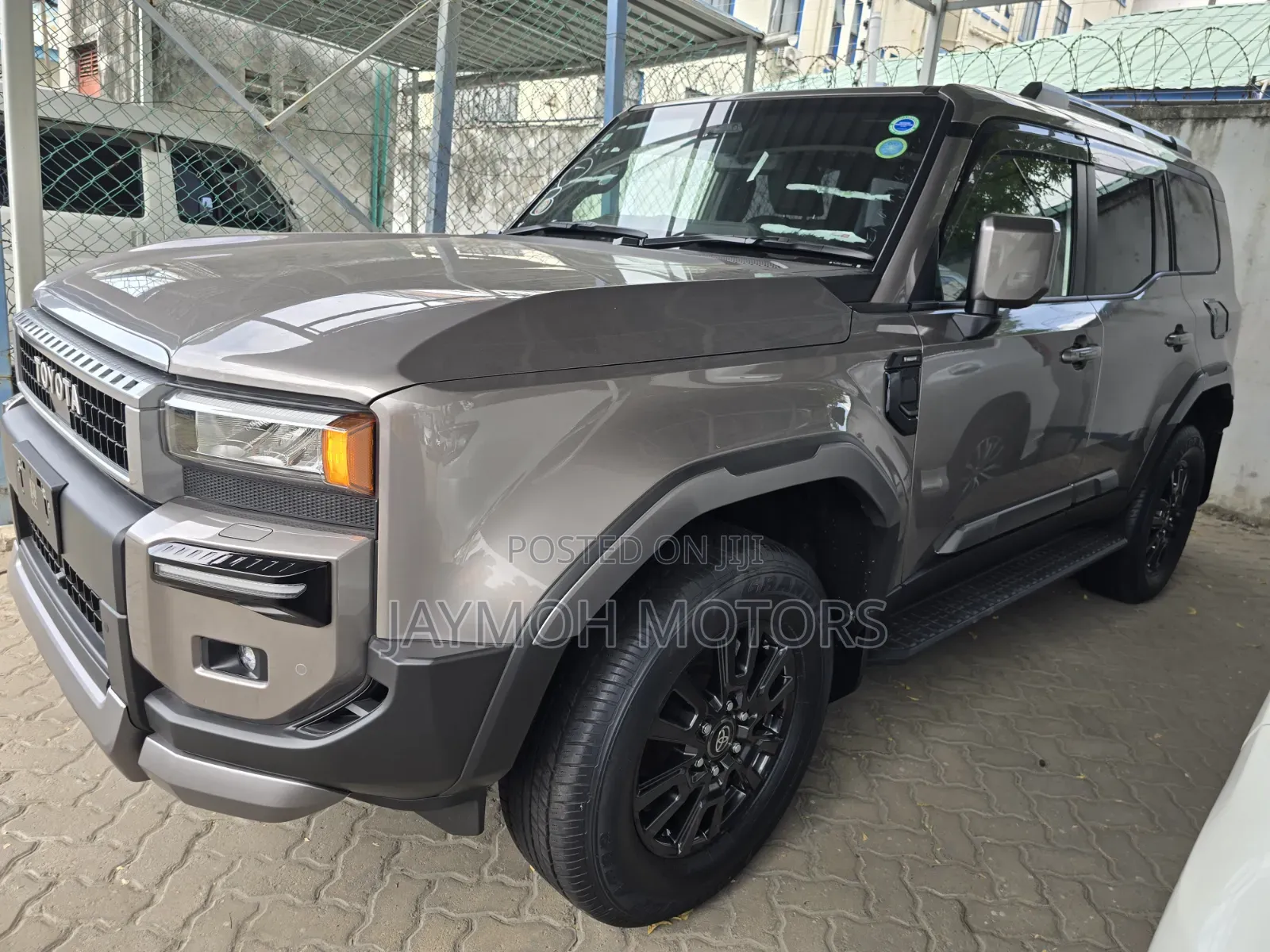 Toyota Land Cruiser Prado 2024 Gold