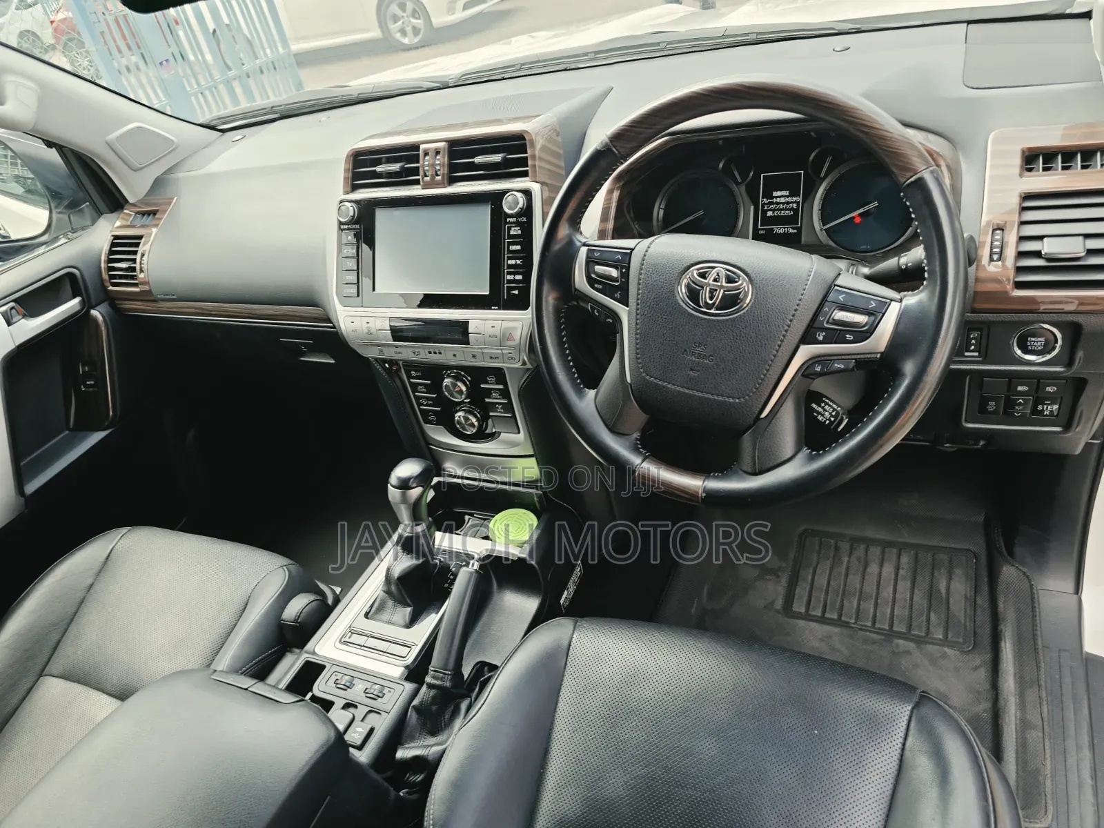 Toyota Land Cruiser Prado 2019 Pearl