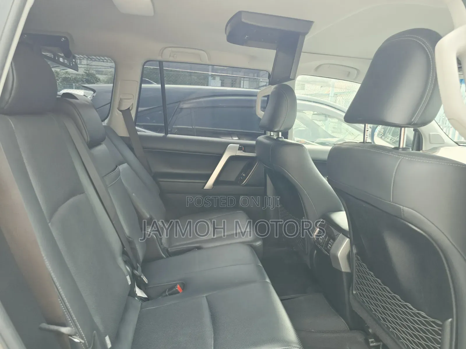 Toyota Land Cruiser Prado 2019 Pearl
