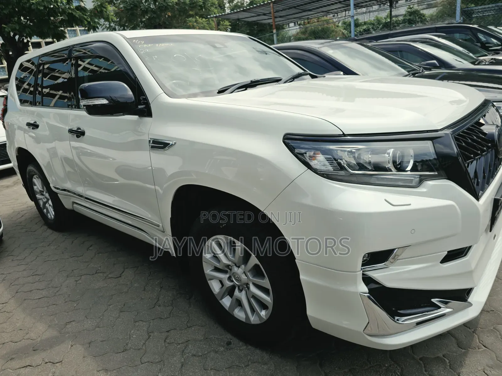 Toyota Land Cruiser Prado 2019 Pearl