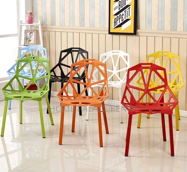 Plastic Chair: Spider Webbed Back PP Chair