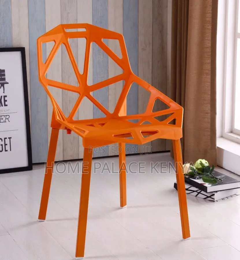 Plastic Chair: Spider Webbed Back PP Chair