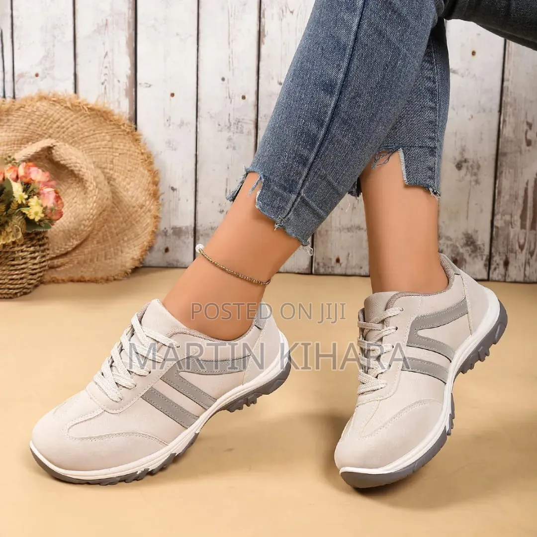Women Shoes (Size 36-43)