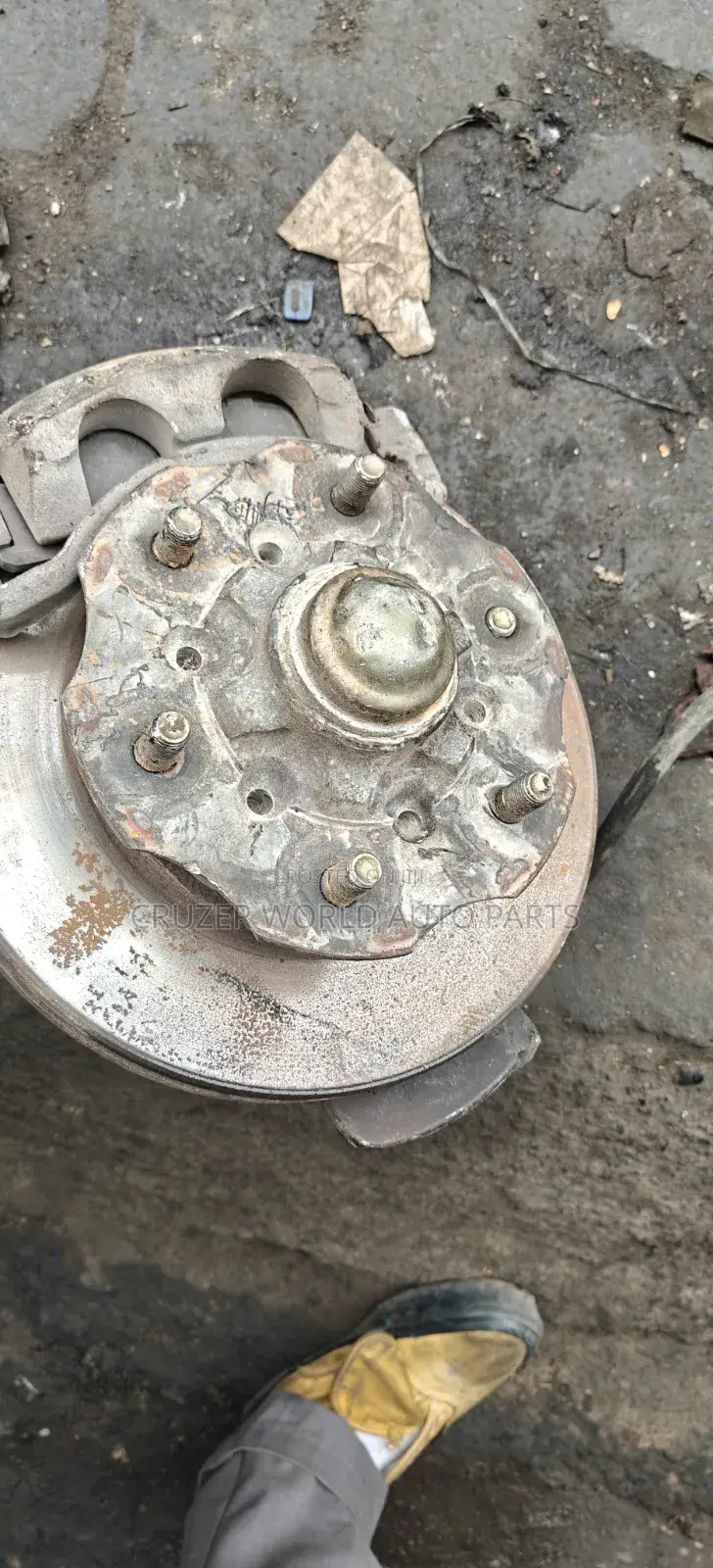 Nissan Carava Td27 Complete Hub