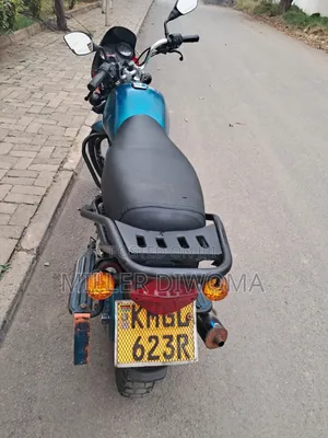Bajaj Boxer 125 2025 Blue