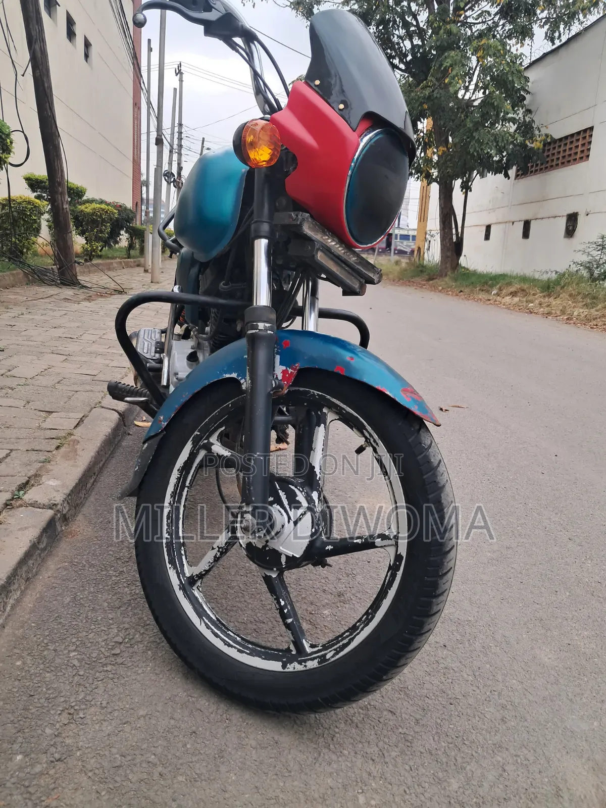 Bajaj Boxer 125 2025 Blue