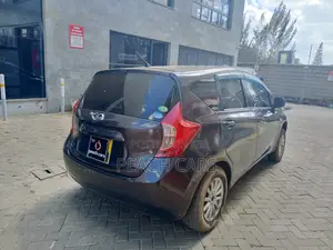 Nissan Note 2013 Purple
