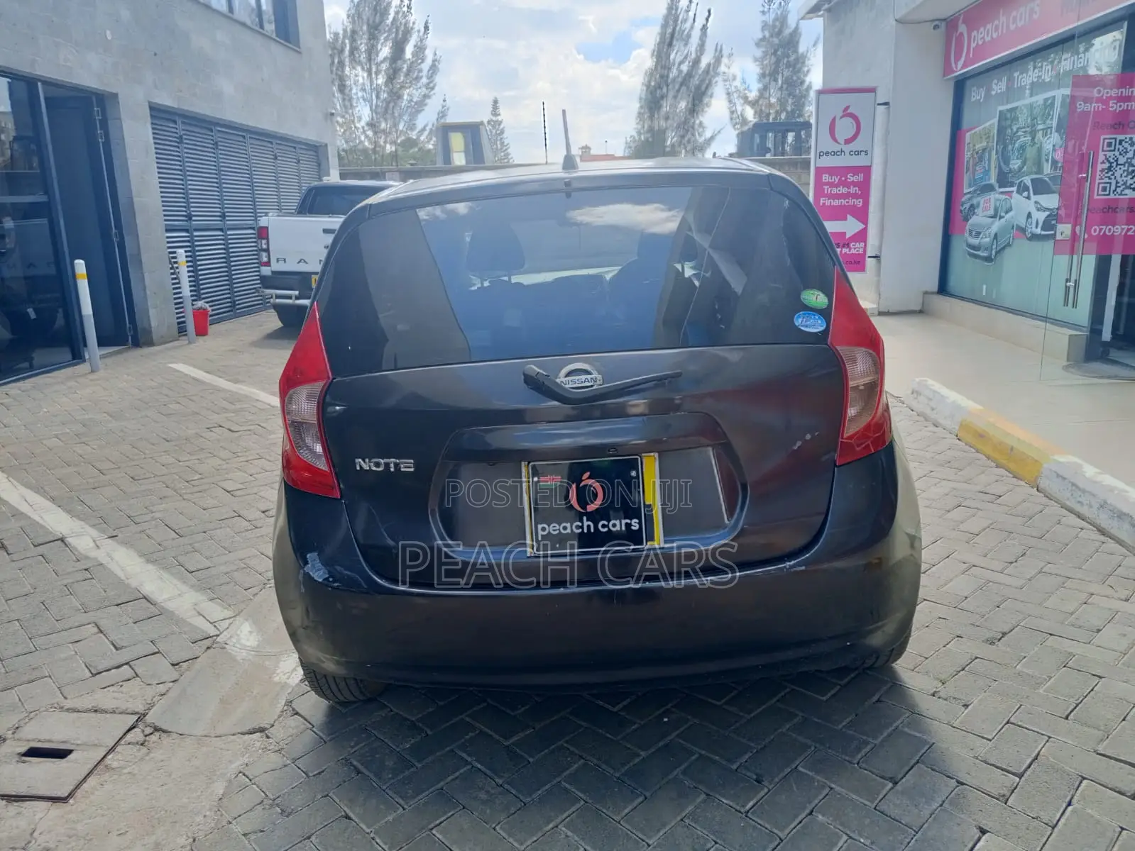 Nissan Note 2013 Purple