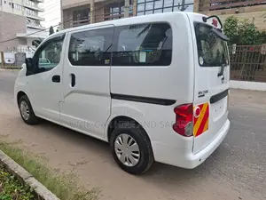 Nissan NV200 2019 White