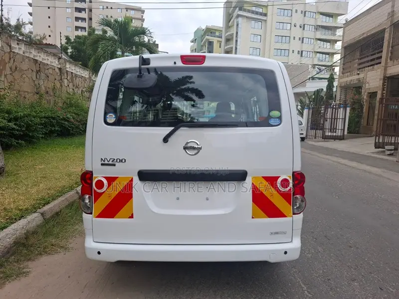 Nissan NV200 2019 White