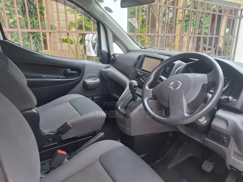 Nissan NV200 2019 White