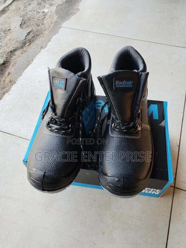 Durable Safety Shoes - thumbnail 2