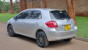Toyota Auris 2004 Silver
