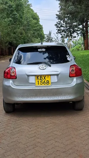 Toyota Auris 2004 Silver