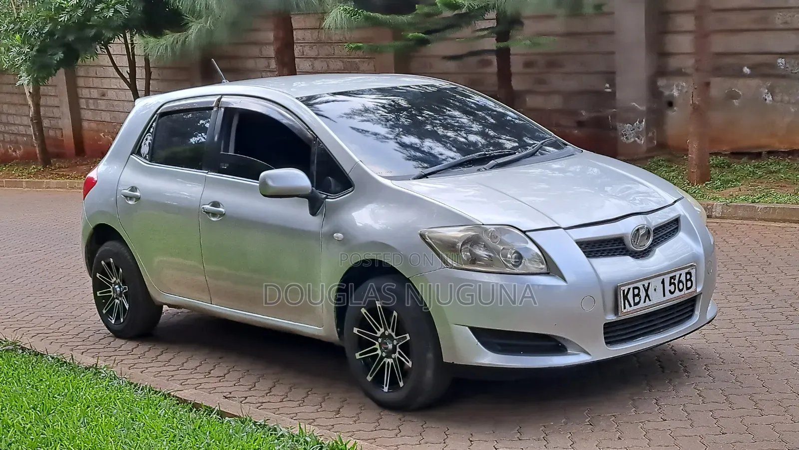 Toyota Auris 2004 Silver