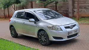 Toyota Auris 2004 Silver