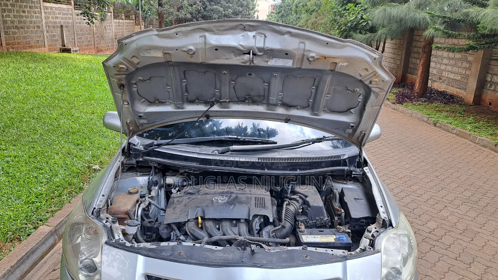 Toyota Auris 2004 Silver