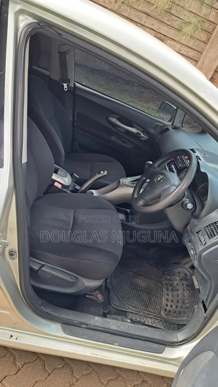 Toyota Auris 2004 Silver