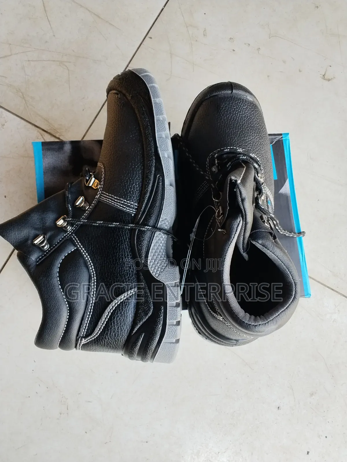 Work Boots/ Safety Shoes