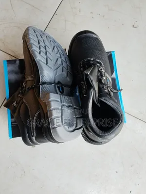 High-Ankle Safety Shoes/ Vaultex Safety Shoes