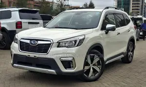 Subaru Forester 2019 White