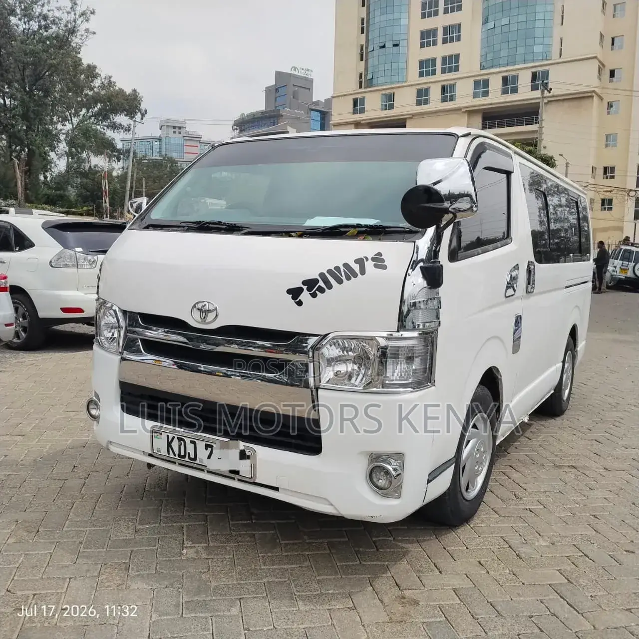 Toyota HiAce 2016 White