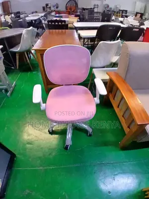 Study Chair: Pink Mesh Study Office Chair for Kids