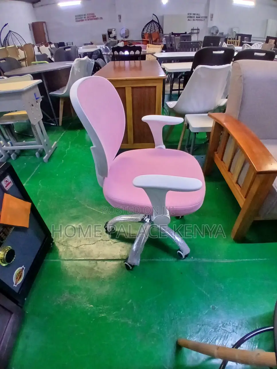 Study Chair: Pink Mesh Study Office Chair for Kids