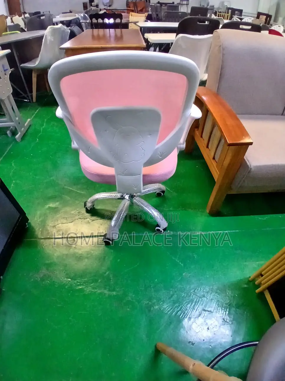 Study Chair: Pink Mesh Study Office Chair for Kids