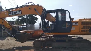 JCB Js205LC Excavator 2
