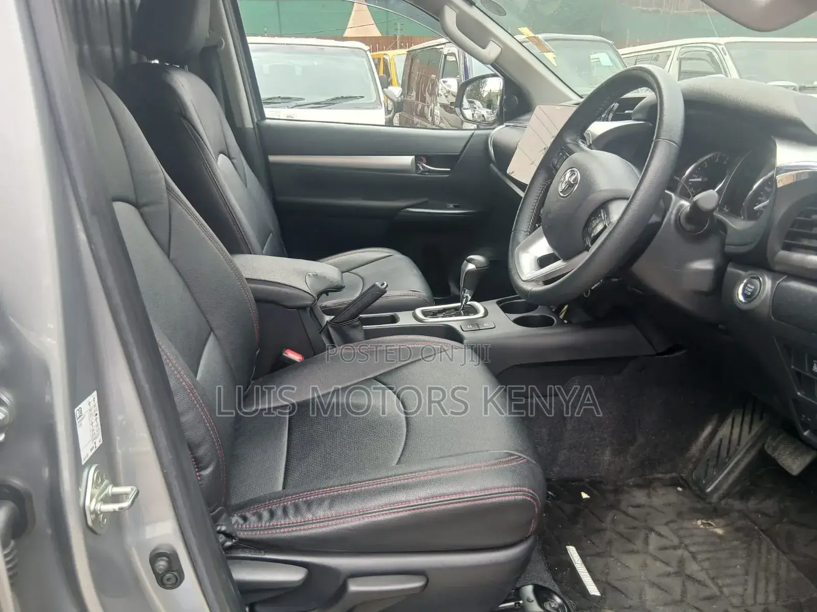 Toyota Hilux 2021 Silver
