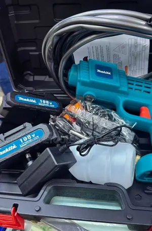 Makita Cordless Car Wash Machine