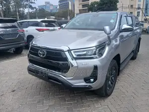 Toyota Hilux 2021 Silver