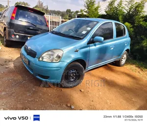 Toyota Vitz 1.0 FWD 5dr 2003 Blue