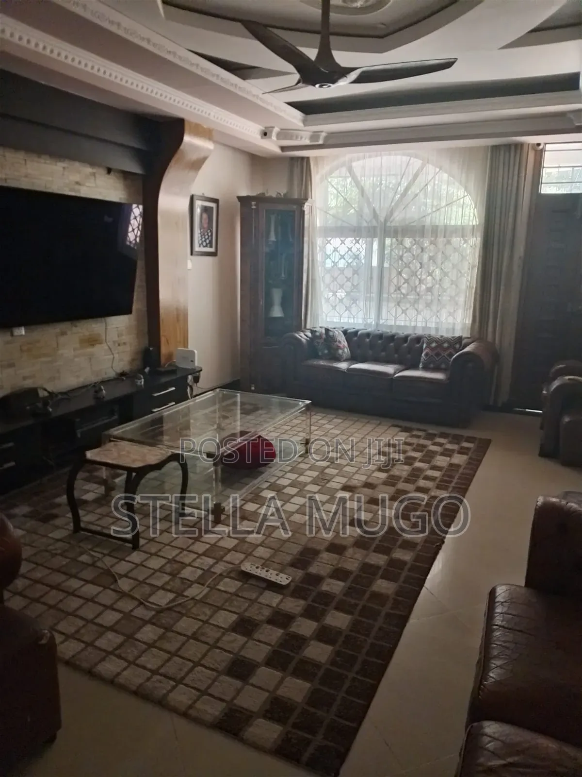 4bdrm Mansion in Tudor for sale