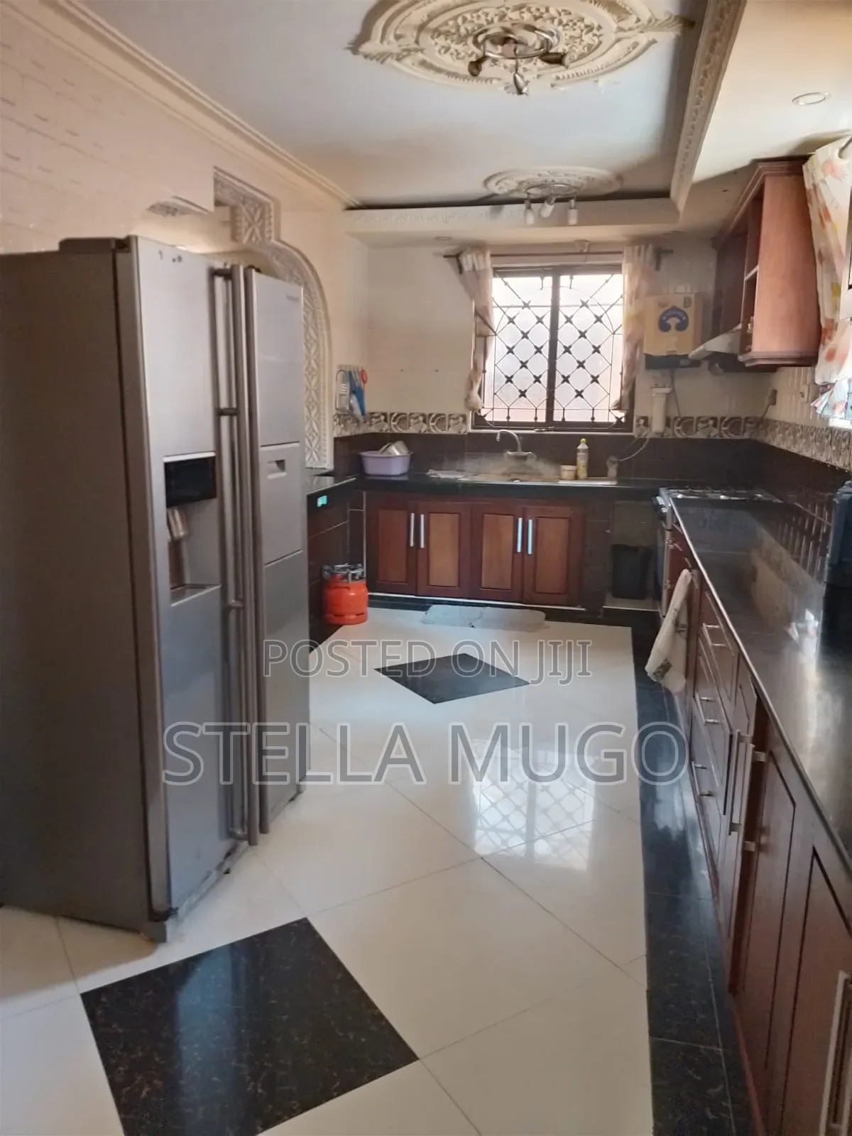 4bdrm Mansion in Tudor for sale