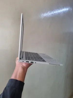 Laptop HP EliteBook 830 G7 8GB Intel Core i5 SSD 256GB