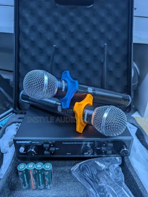 Shure Ur 210 Professional Dual Wireless Microphone Uhf