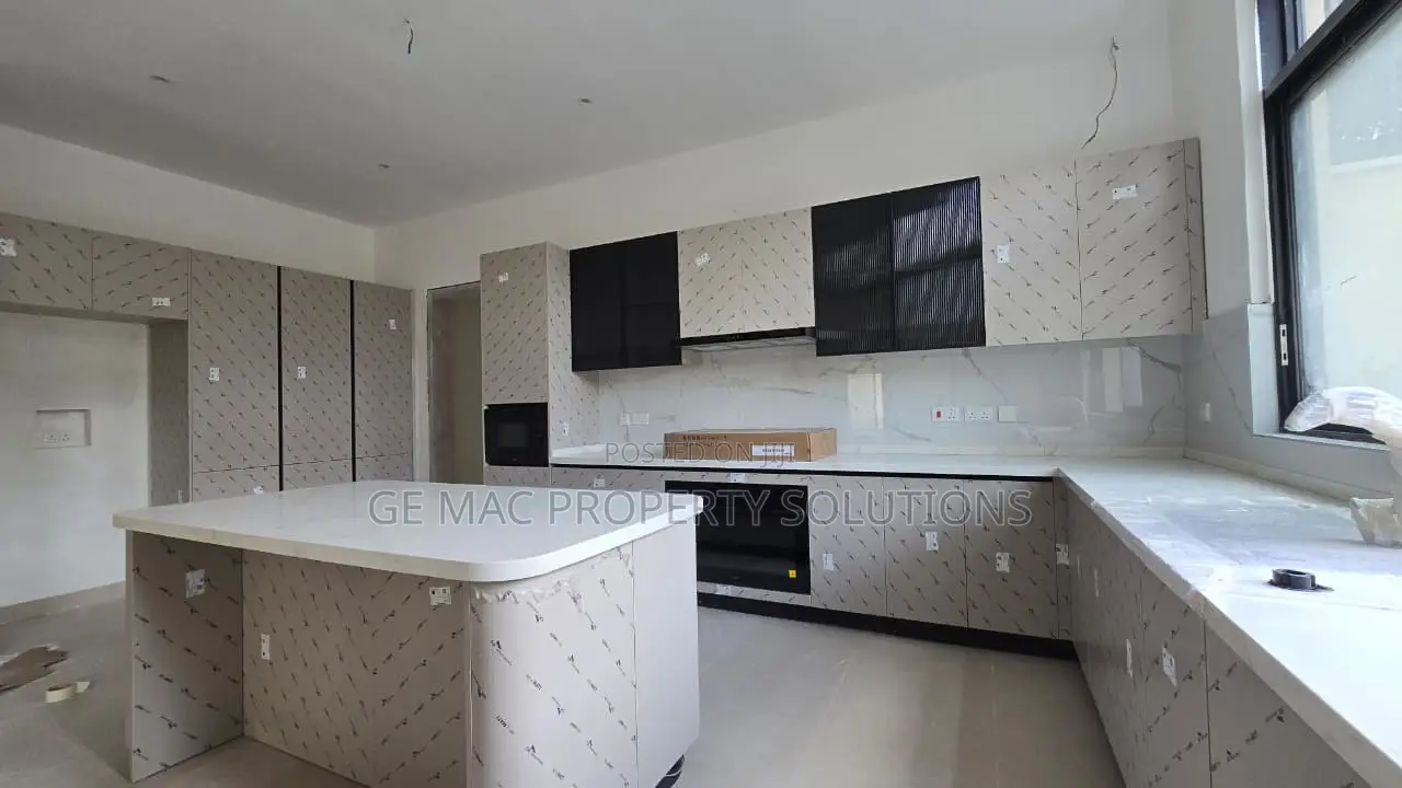 5bdrm House in Maziwa for rent