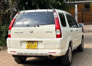 Honda CR-V 2006 White