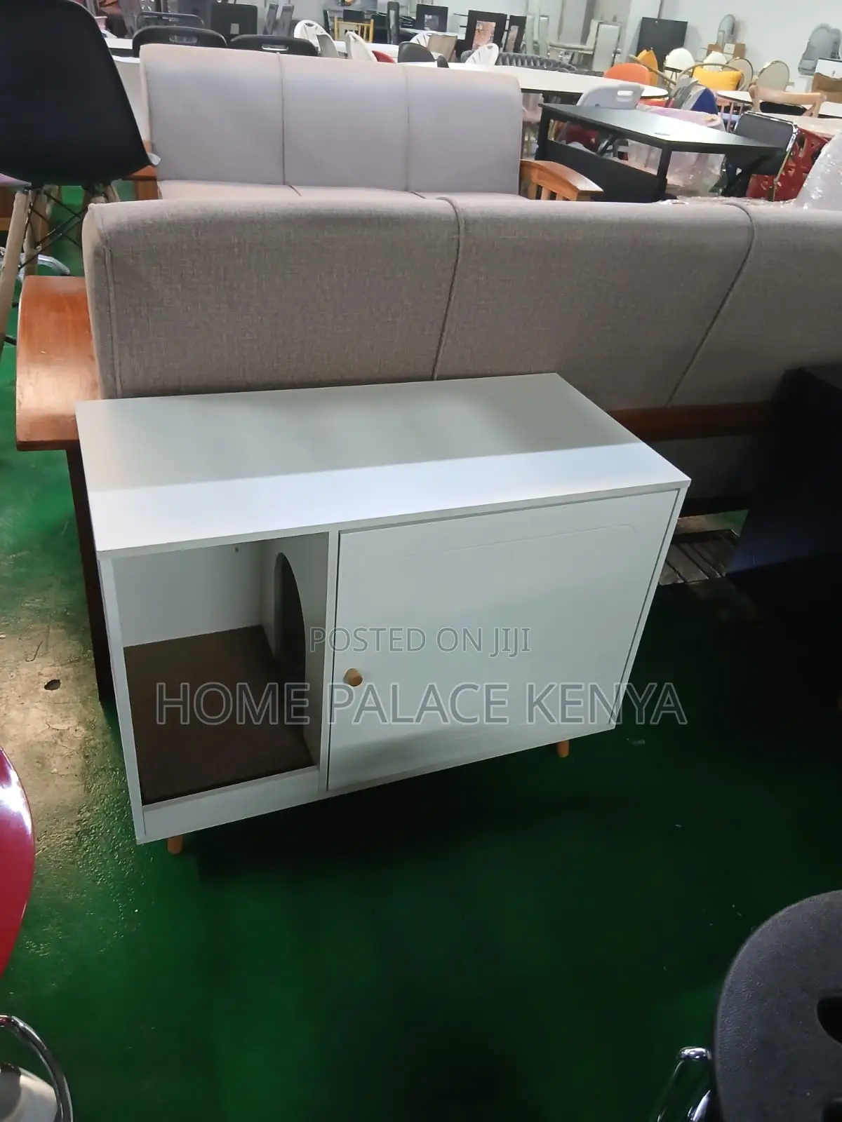 Cat House: Wooden Cat Litter Box Closure