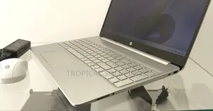New Laptop HP 8GB Intel Core i5 SSD 512GB