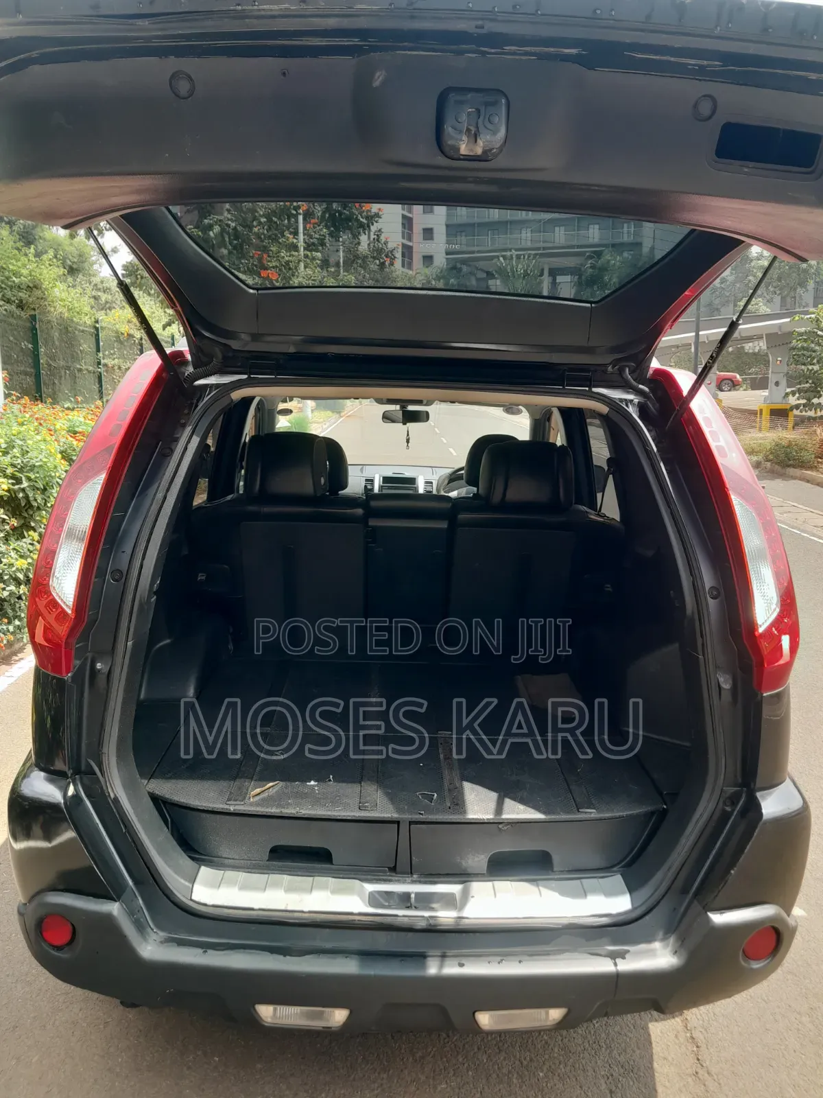 Nissan X-Trail 2012 Black