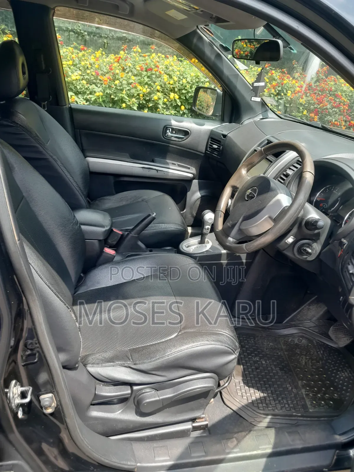 Nissan X-Trail 2012 Black